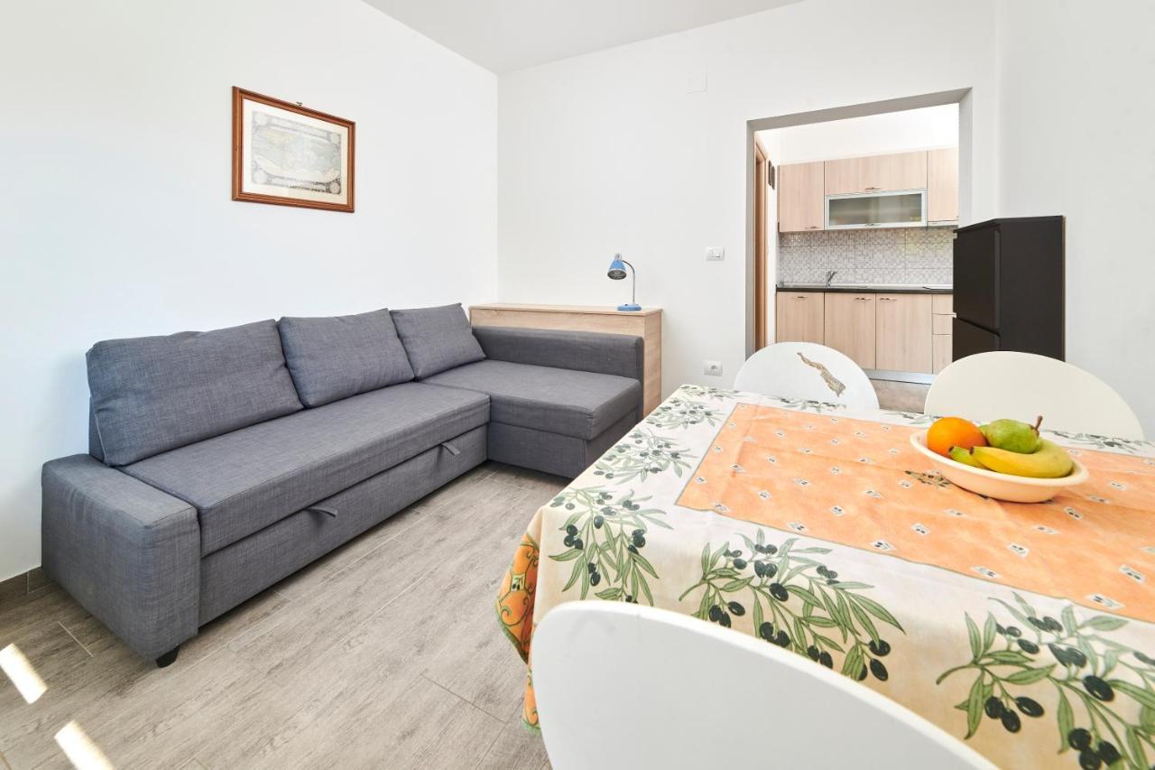 Apartments Ferlin Умаг Екстериор снимка